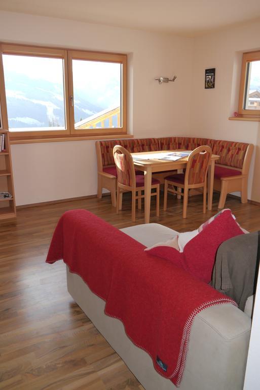 Austrian Alpine Apartments ラムサウ・アム・ダッハシュタイン 部屋 写真